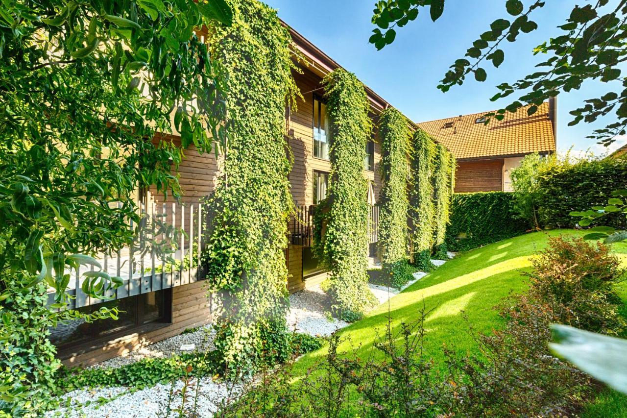 Hotel La Croix Blanche Hauterive  Ngoại thất bức ảnh