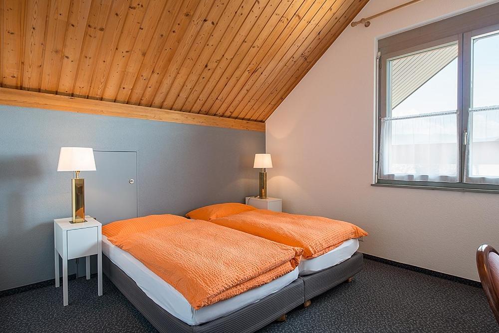 Hotel La Croix Blanche Hauterive  Ngoại thất bức ảnh